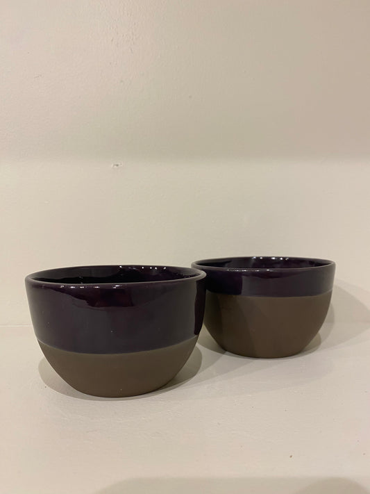 Tea cup in colour Aubergine