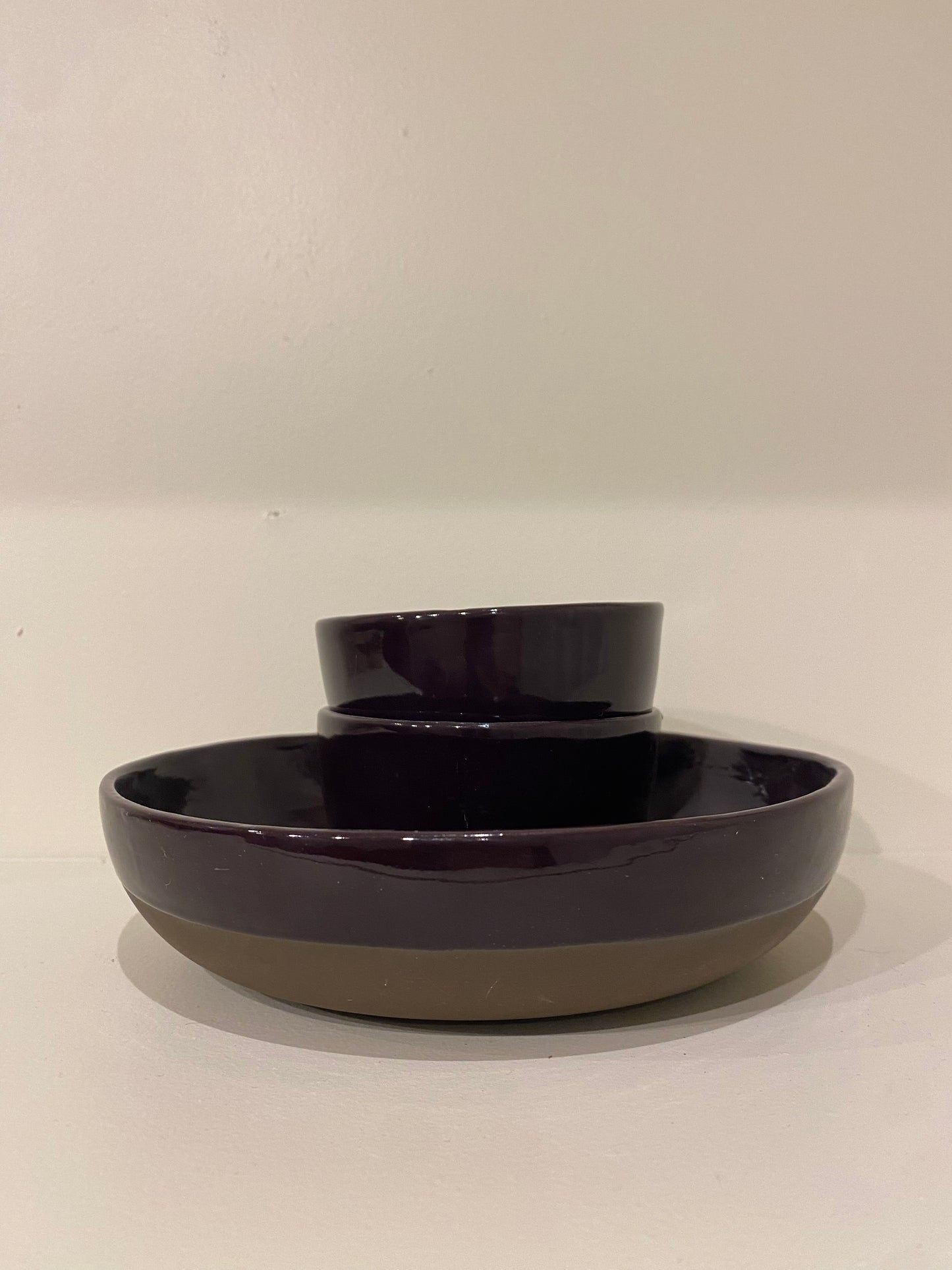 Pasta bowl in colour Aubergine